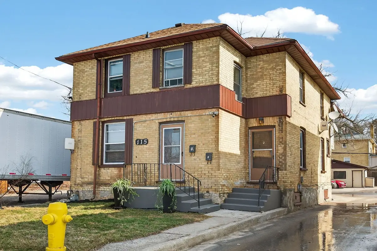 115 Ainslie ST N, Cambridge, ON N1R 3P2