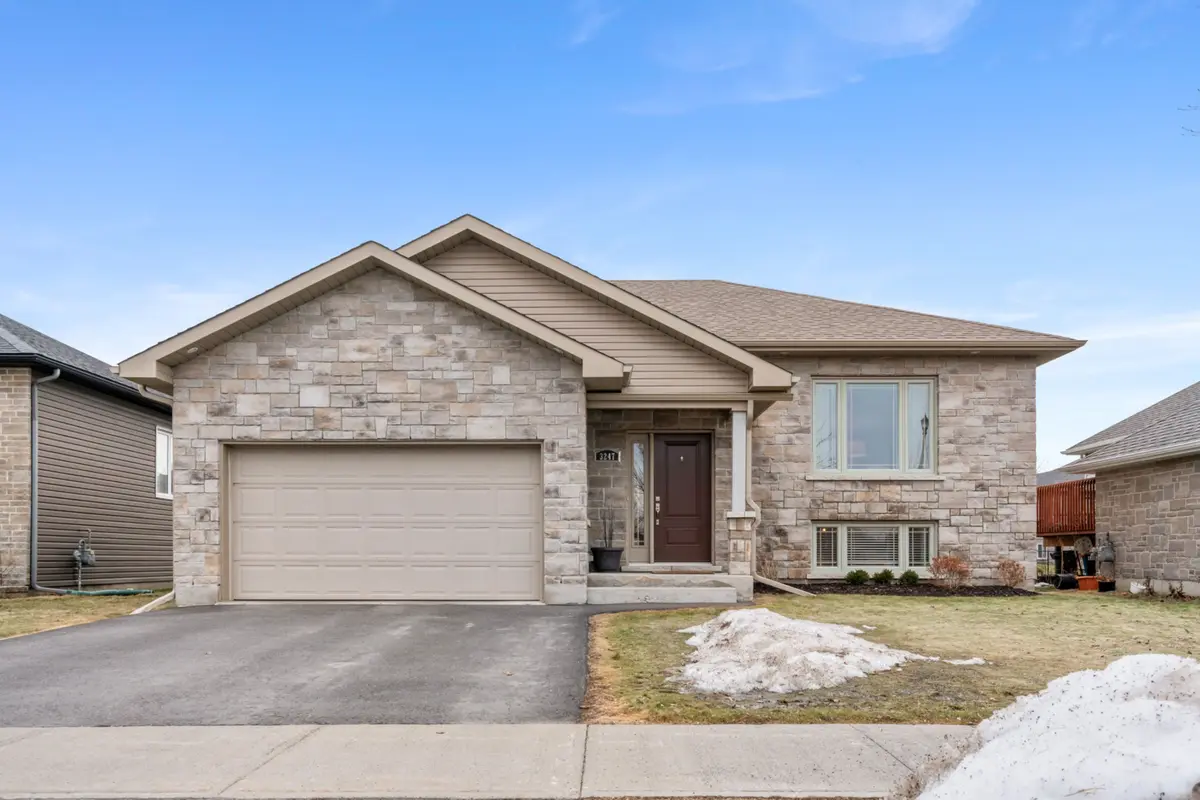 3247 Northdale DR, Cornwall, ON K6K 0A5