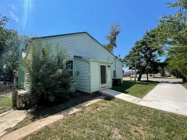 201 E 6th Street, Lampasas, TX 76550