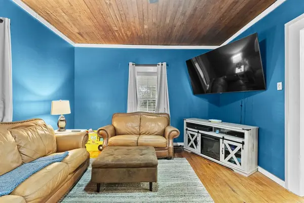 10878 Stuart, Brownsboro, TX 75756