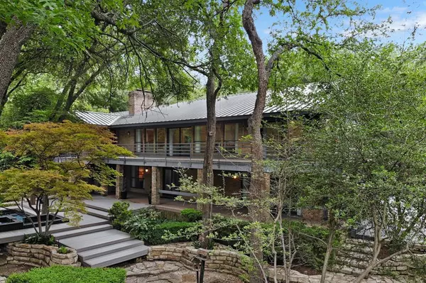 Westover Hills, TX 76107,2005 Indian Creek Drive