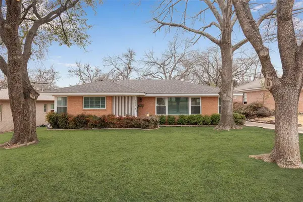 8633 Westglen, Dallas, TX 75228