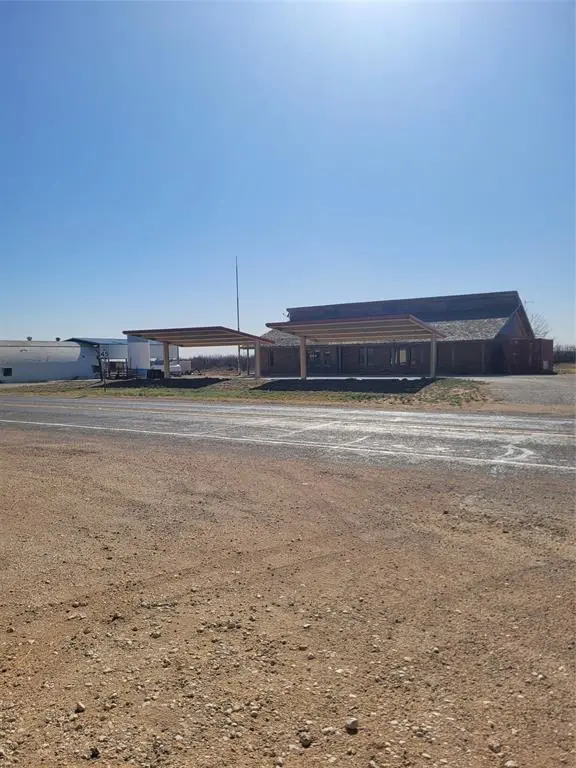 2182 S State Highway 208, Colorado City, TX 79512