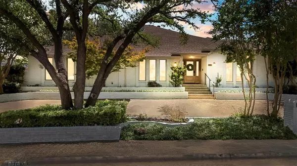 Dallas, TX 75243,9518 Windy Knoll Drive