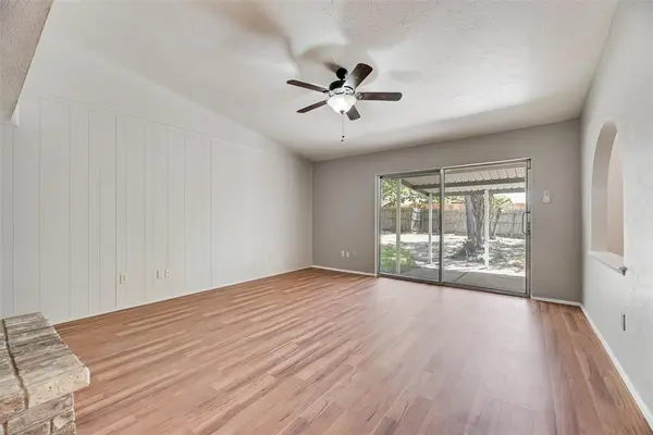 2002 Rose Hill Road, Carrollton, TX 75007