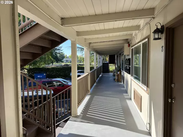 Corvallis, OR 97330,804 NE 2ND ST