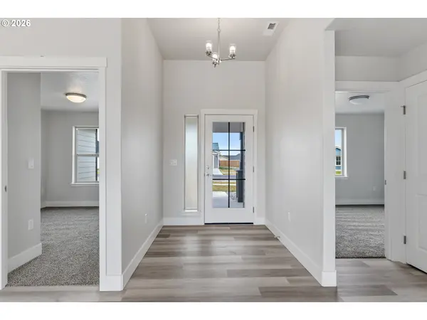 Boardman, OR 97818,153 SW Eagle Dr.