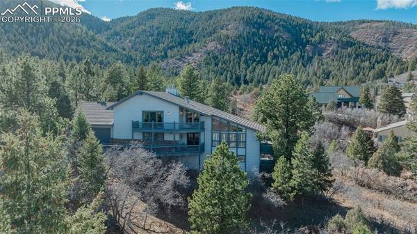 7116 Fox CIR, Larkspur, CO 80118