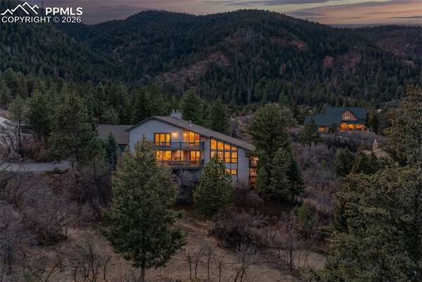 7116 Fox CIR, Larkspur, CO 80118