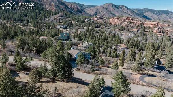 7116 Fox CIR, Larkspur, CO 80118