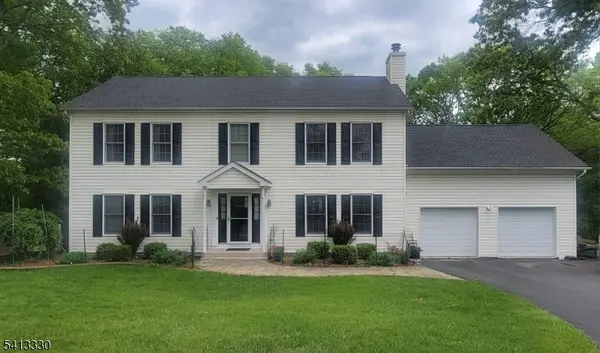 19 Midland Dr, Liberty Twp., NJ 07838