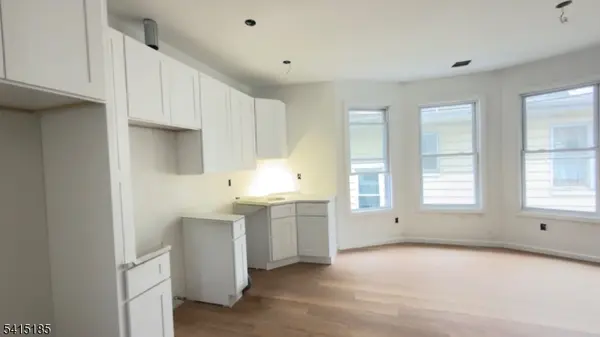 348 woodside, Newark City, NJ 07104