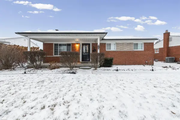 40351 Hamilton DR, Sterling Heights, MI 48313