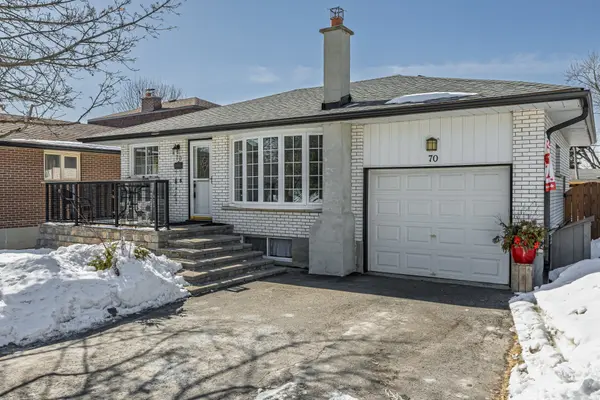 70 Oriole CT, Oshawa, ON L1H 6Y5
