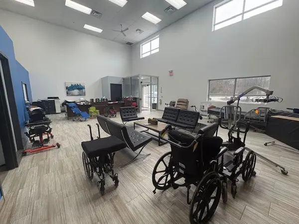 10 Carlow CT #2, Whitby, ON L1N 9T7