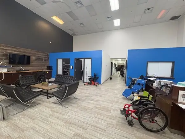 10 Carlow CT #2, Whitby, ON L1N 9T7