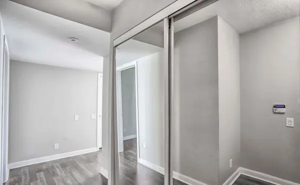 25 Town Centre CT #1202, Toronto E09, ON M1P 0B4