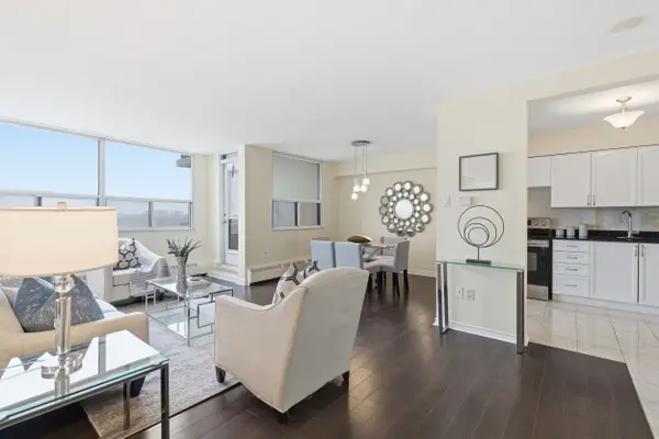 551 The West Mall N/A #706, Toronto W08, ON M9C 1G7