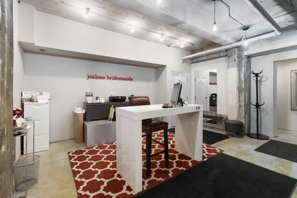 1610A Bloor ST W, Toronto W02, ON M6P 1A7