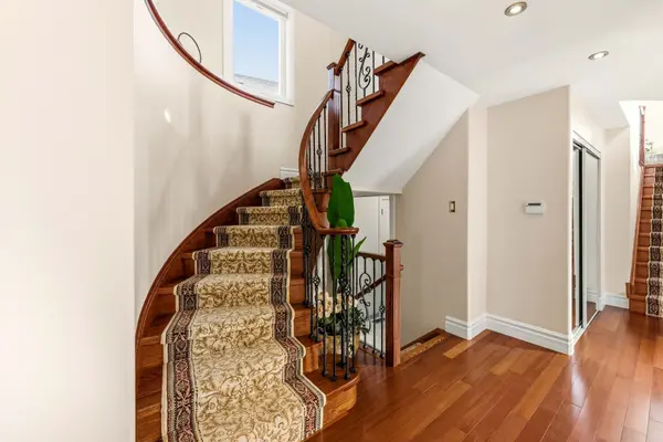 3295 CoralBean PL, Mississauga, ON L5N 6X8