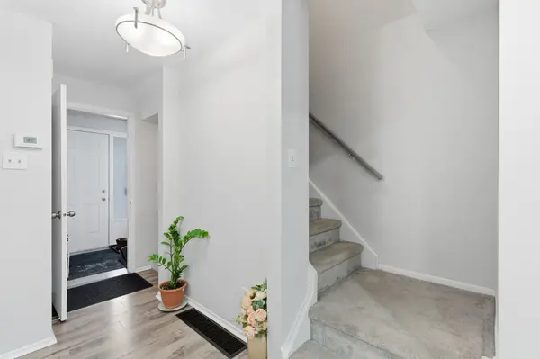 3333 MCCARTHY RD #33, Hunt Club - Windsor Park Village And Area, ON K1V 9X5