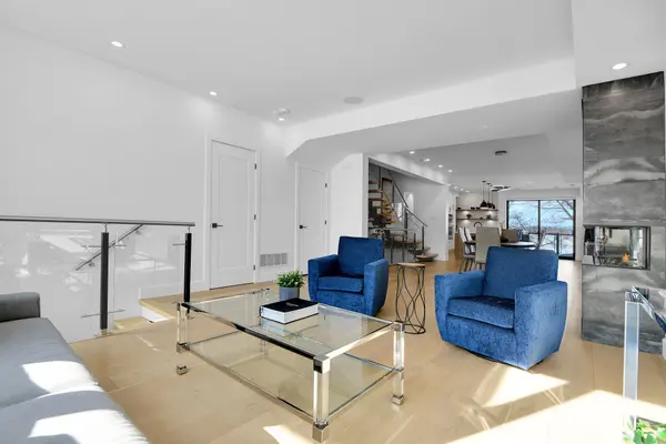 2167 Rice AVE, Carlingwood - Westboro And Area, ON K2A 0C5