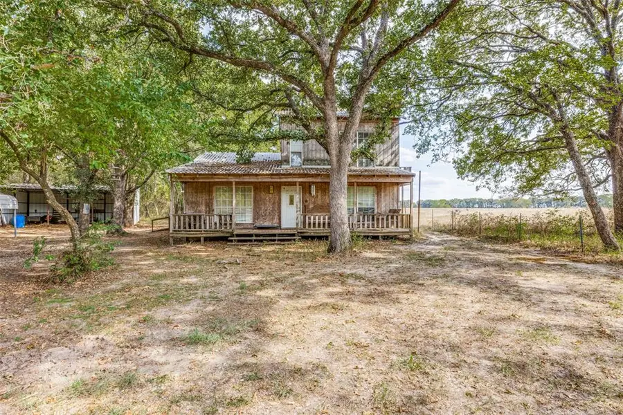 18025 N County Road 4052, Kemp, TX 75143
