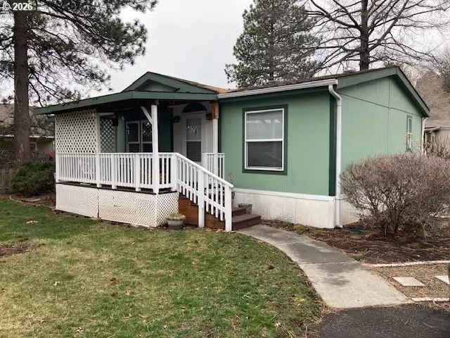 1809 26TH ST #14, La Grande, OR 97850