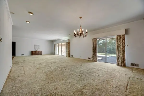 901 Spears Street, Bowie, TX 76230