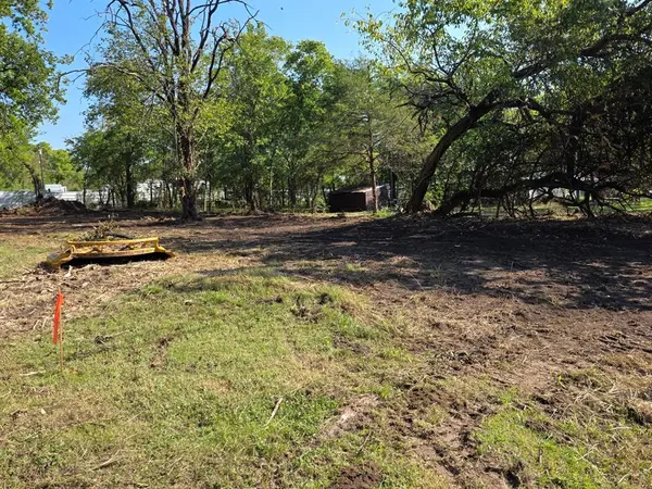 108 E Nelson Street, Denison, TX 75021