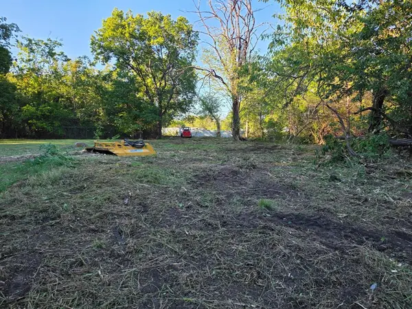 108 E Nelson Street, Denison, TX 75021