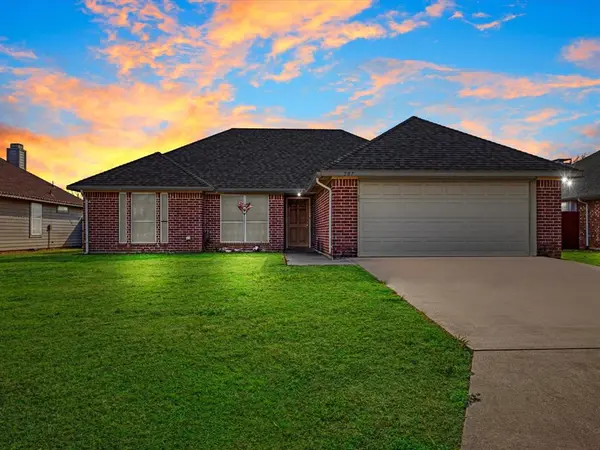 207 Quail Run, Aubrey, TX 76227