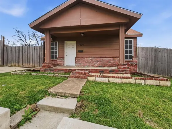3000 Avenue M, Fort Worth, TX 76105
