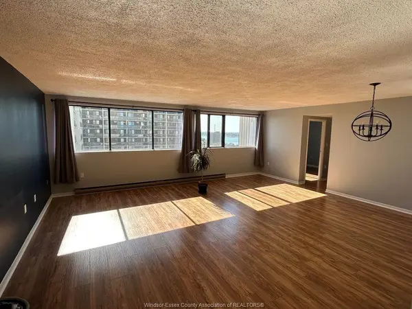 380 PELISSIER Street #1805, Windsor, ON N9A 6V7