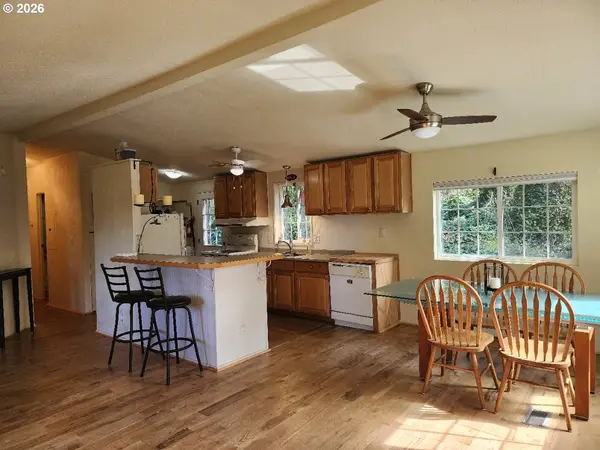 307 12TH ST, Port Orford, OR 97465