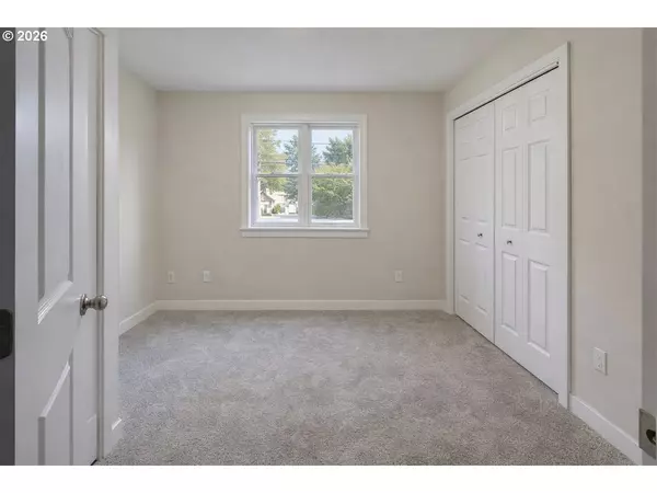 Portland, OR 97233,125 SE 126TH AVE