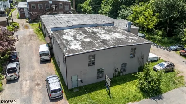 4 7Th St, Frenchtown Boro, NJ 08825