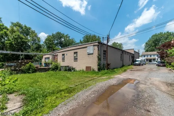 4 7Th St, Frenchtown Boro, NJ 08825