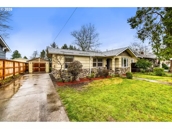 8825 NE WYGANT ST, Portland, OR 97220