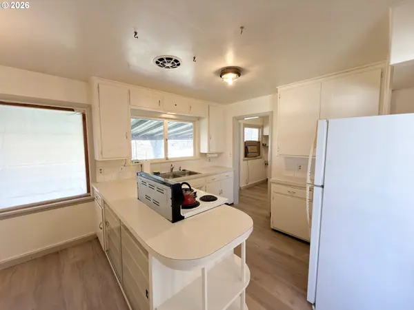 725 SW 11TH ST, Hermiston, OR 97838