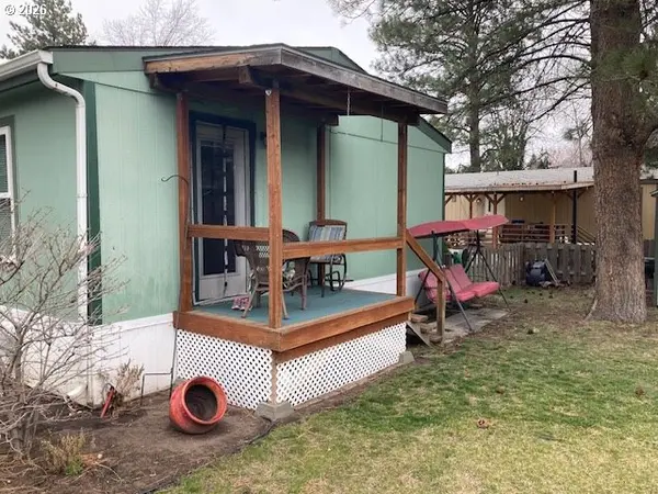 1809 26TH ST #14, La Grande, OR 97850