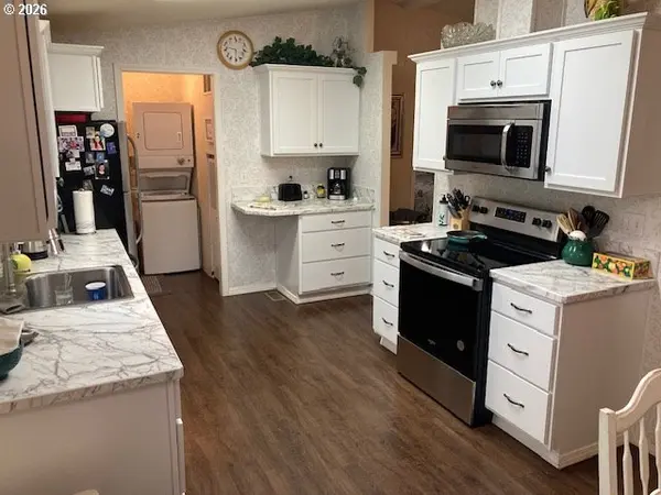 1809 26TH ST #14, La Grande, OR 97850