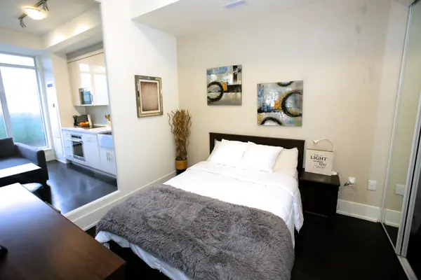 330 Richmond ST W #210, Toronto C01, ON M5V 1X2