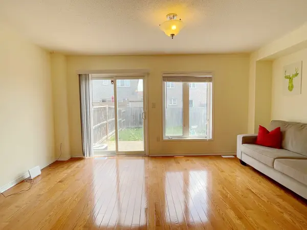 5302 Palmetto PL, Mississauga, ON L5M 0C7