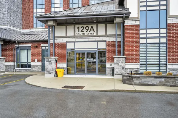 129A South ST #406, Gananoque, ON K7G 0A9