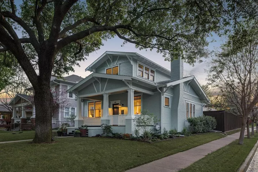 319 N Edgefield Avenue, Dallas, TX 75208