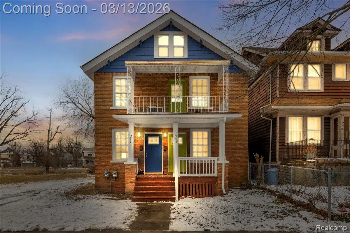 21 North ST, Highland Park, MI 48203