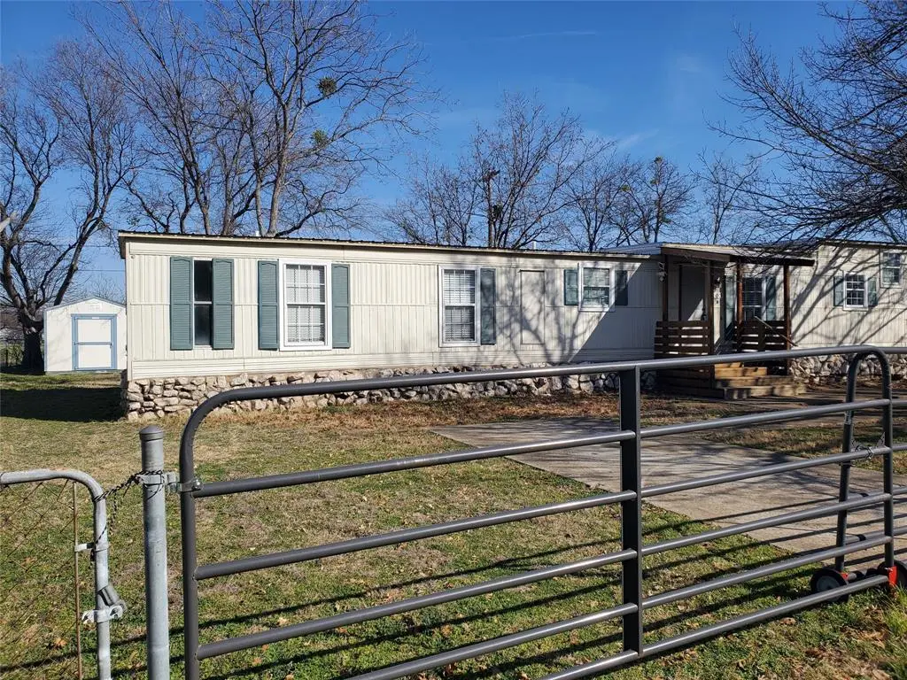 103 Hackberry Lane, Roanoke, TX 76262