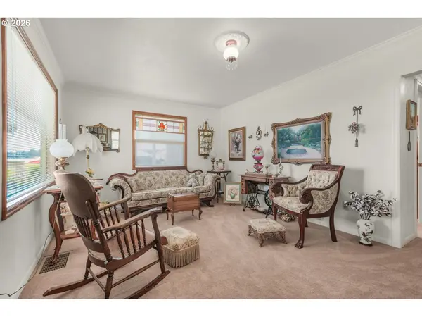 Salem, OR 97304,4370 EAGLE CREST RD