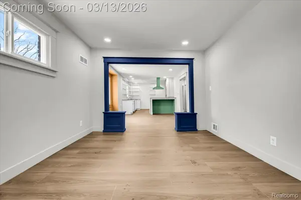 21 North ST, Highland Park, MI 48203